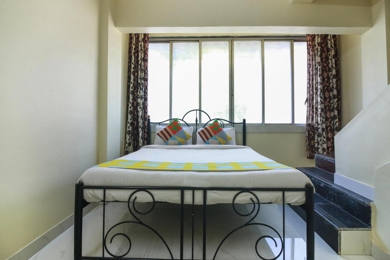 Flagship Cozy Stay Kharghar Koparpāda Kültér fotó
